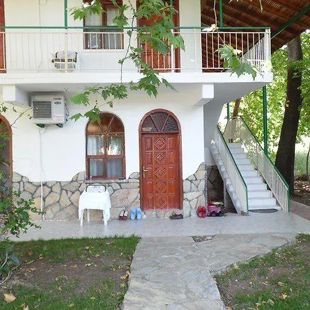 Olympos Yavuz Чирали