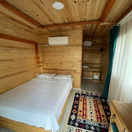 奥林波斯亚沃兹酒店 * Çıralı