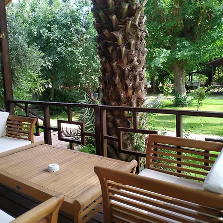 奥林波斯亚沃兹酒店 Çıralı