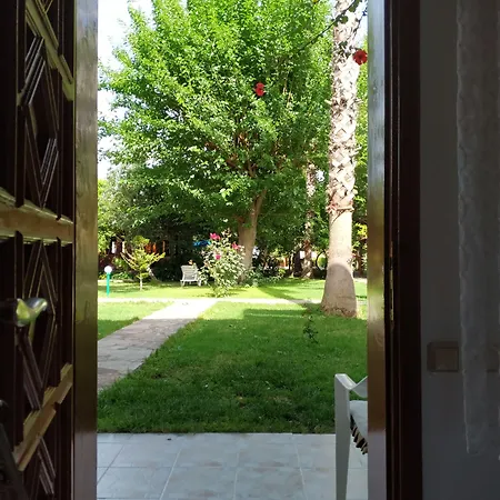 奥林波斯亚沃兹酒店 Çıralı